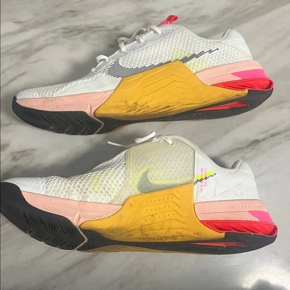 Nike Women's White and Pink Metcon 7 Athletic Shoes - Picture 3 of 6